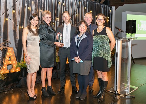 Receiving the 2018 Land Award. 